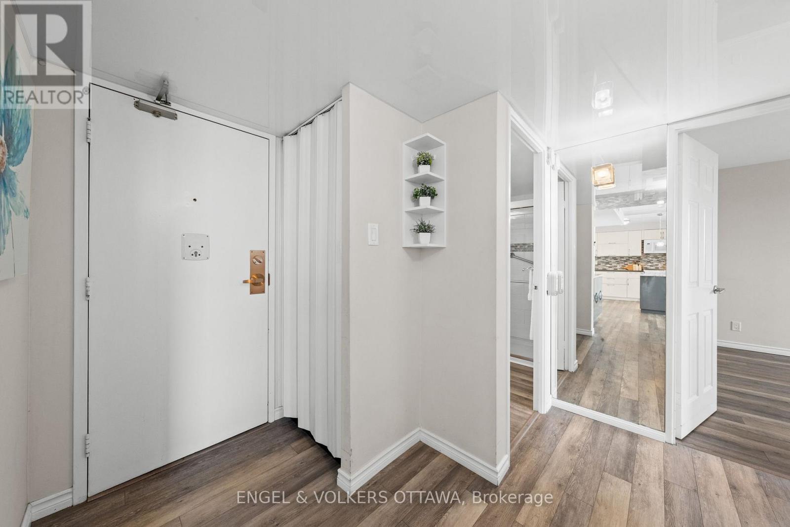 1007 - 1195 Richmond Road