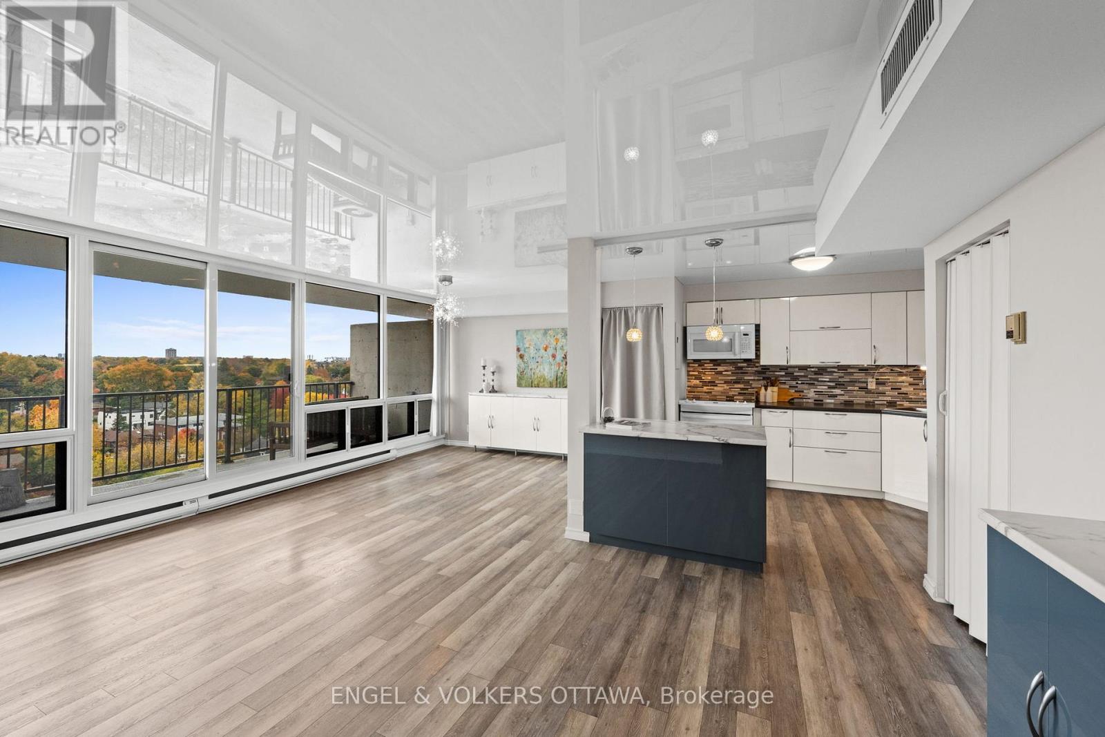 1007 - 1195 Richmond Road