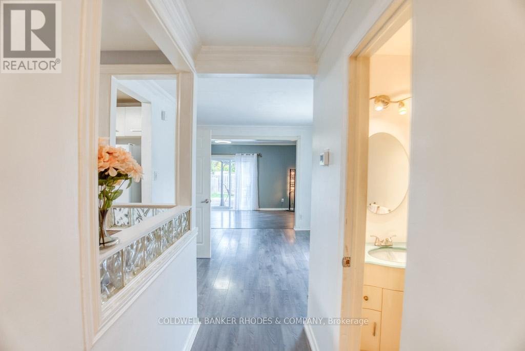 18 - 6475 Colony Square