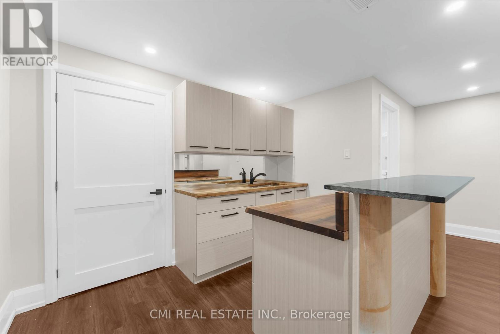 2172 Valenceville Crescent