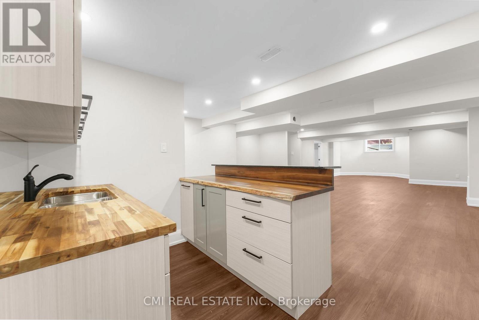 2172 Valenceville Crescent