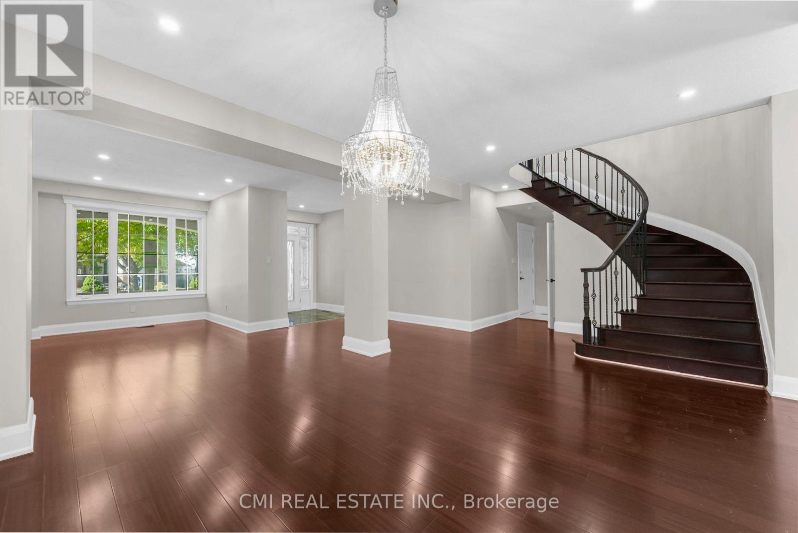 2172 Valenceville Crescent