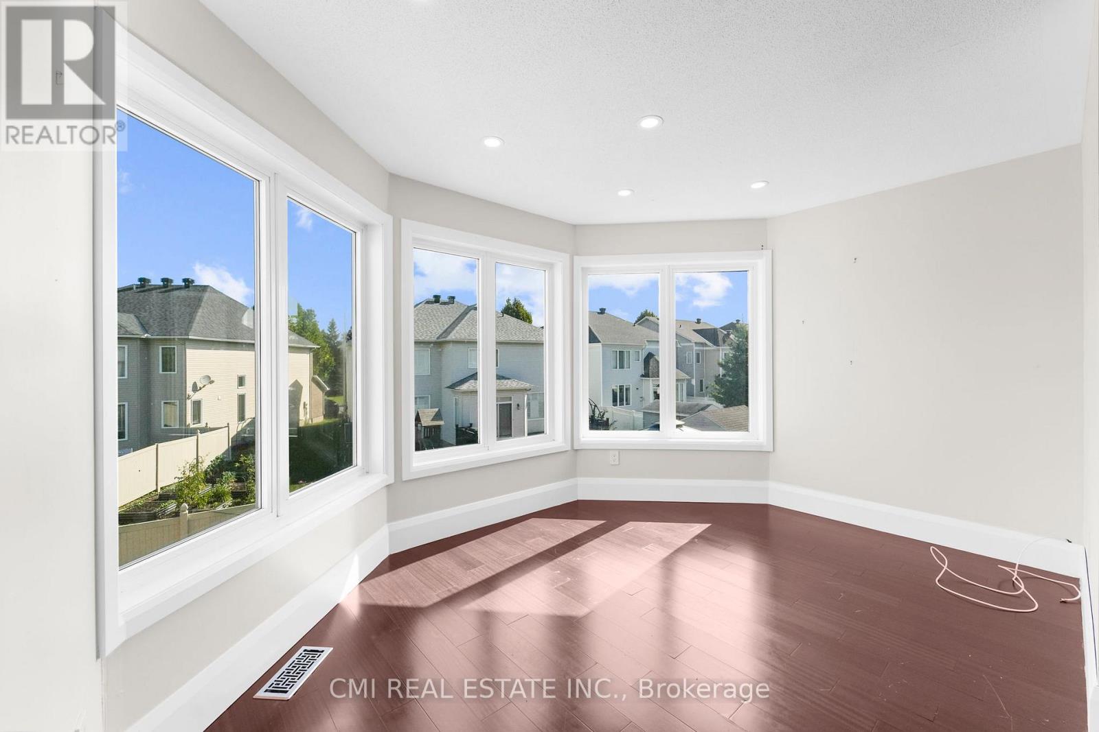 2172 Valenceville Crescent