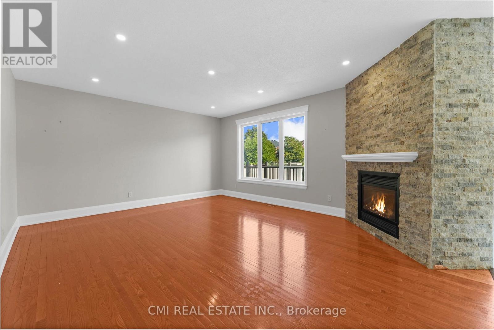 2172 Valenceville Crescent