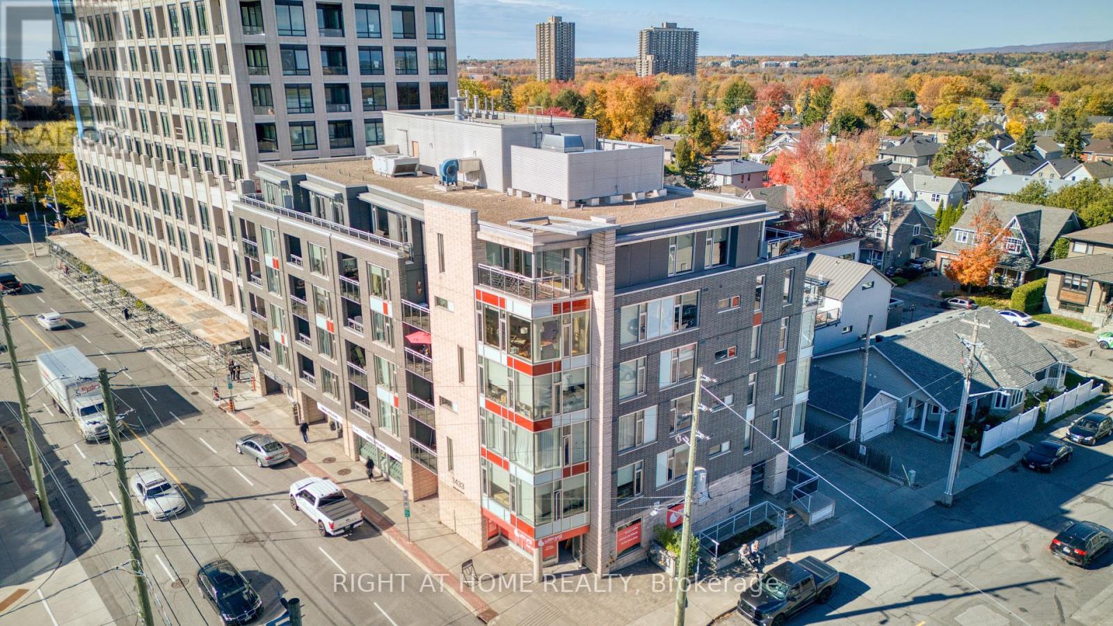 #206 - 1433 Wellington Street W