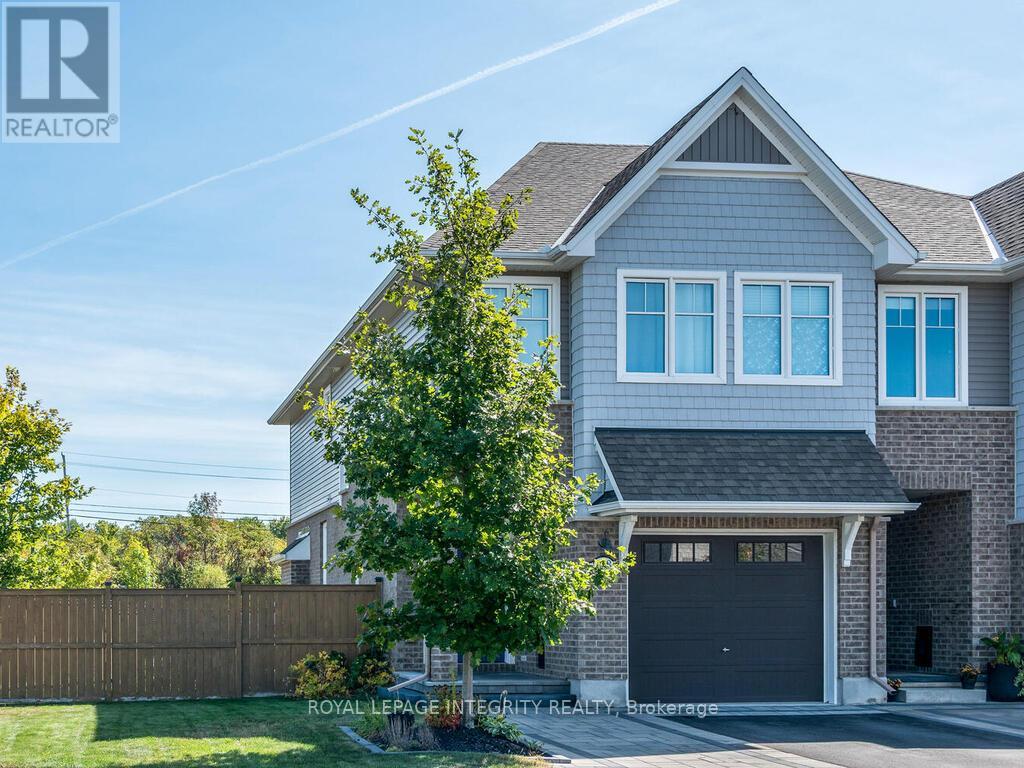 633 Cartographe Street