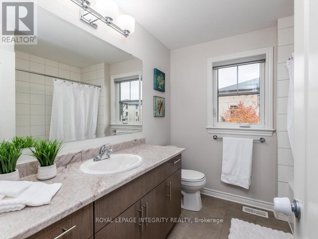 633 Cartographe Street