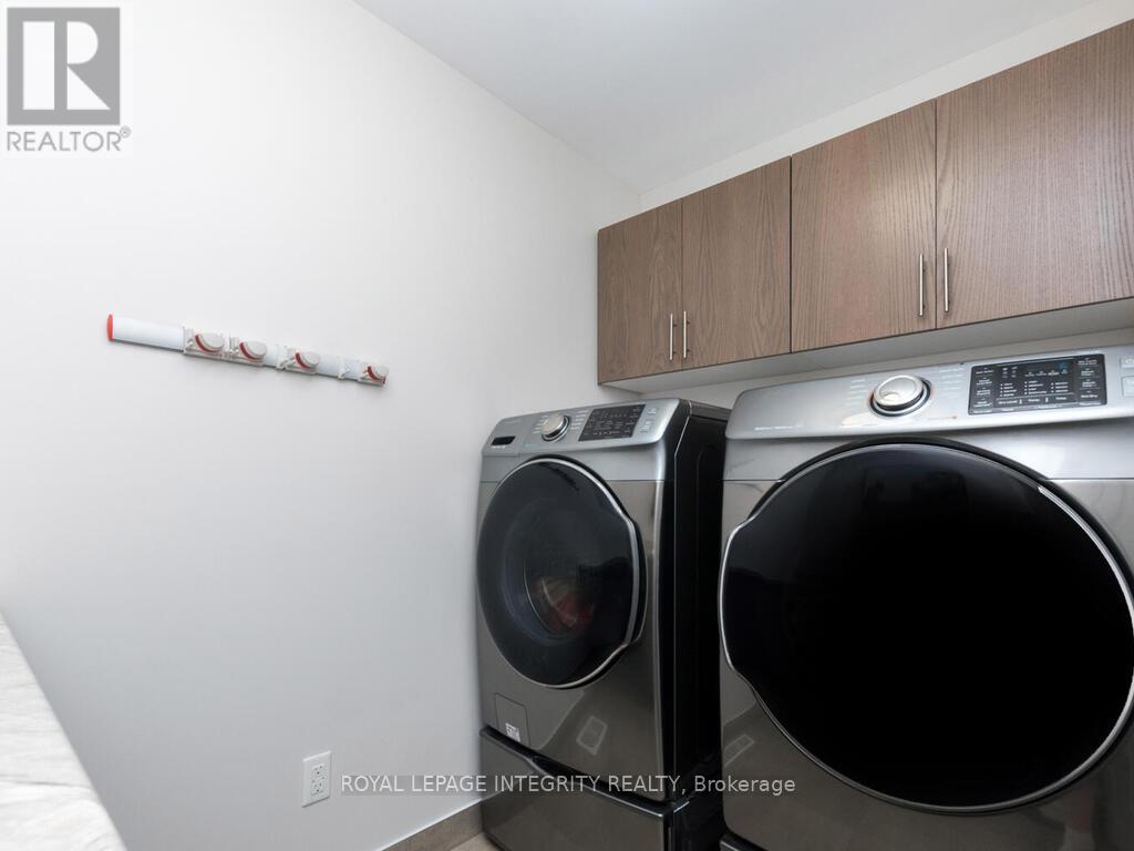 633 Cartographe Street