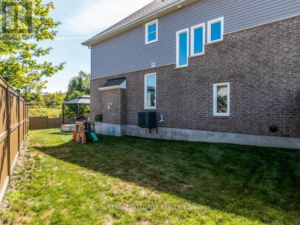 633 Cartographe Street