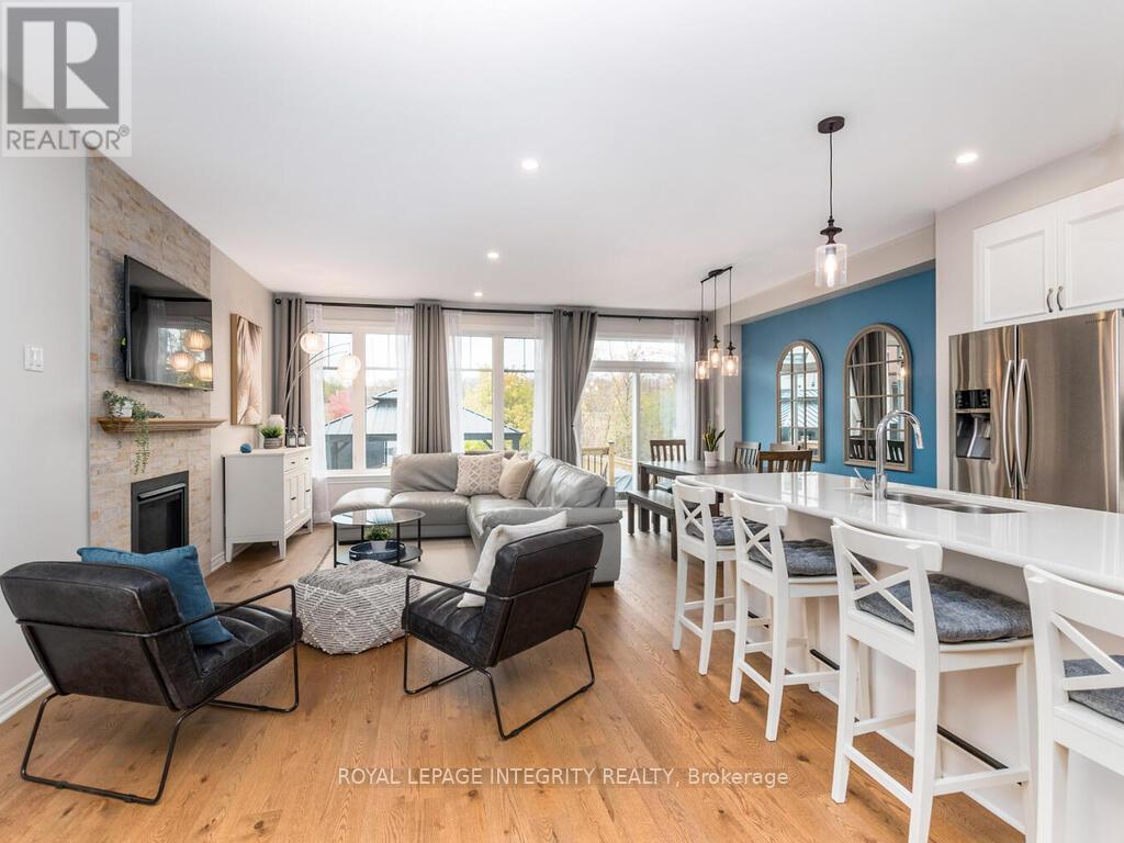 633 Cartographe Street