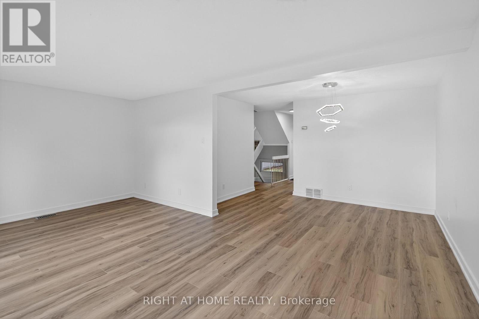 2311 Stonehenge Crescent