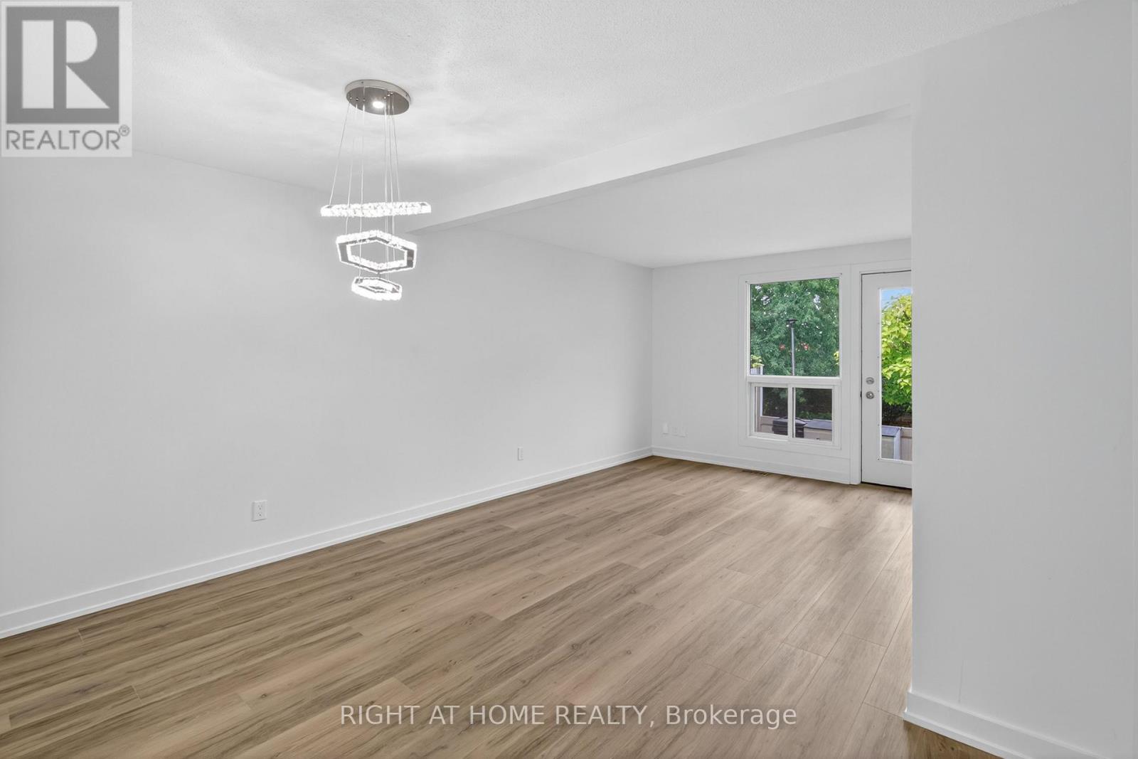 2311 Stonehenge Crescent