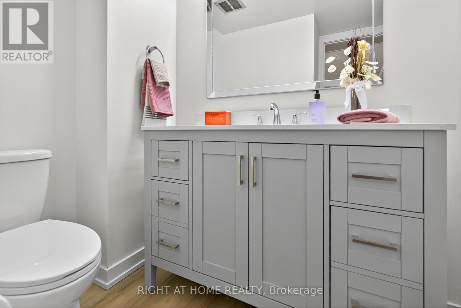 2311 Stonehenge Crescent