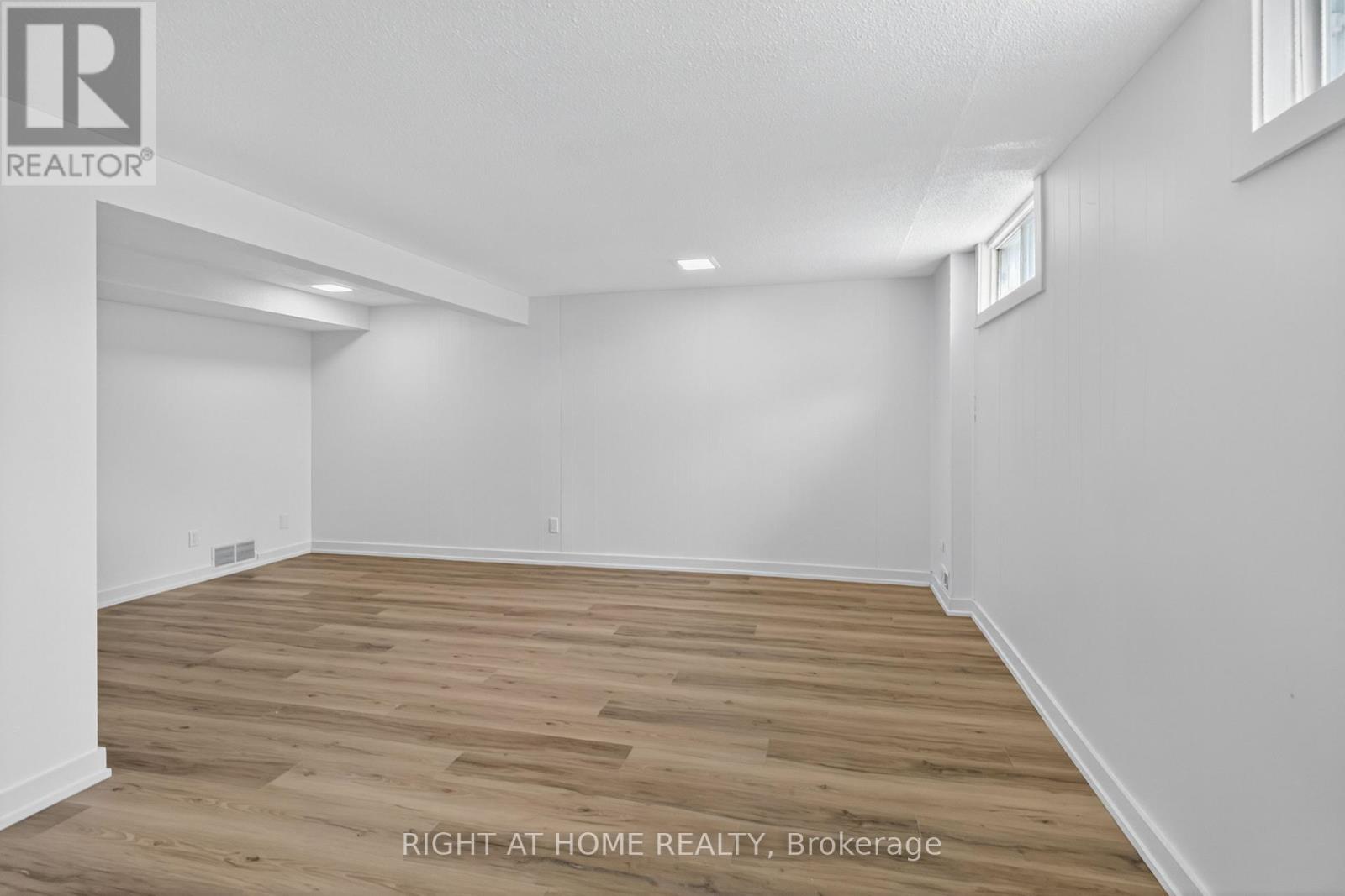 2311 Stonehenge Crescent