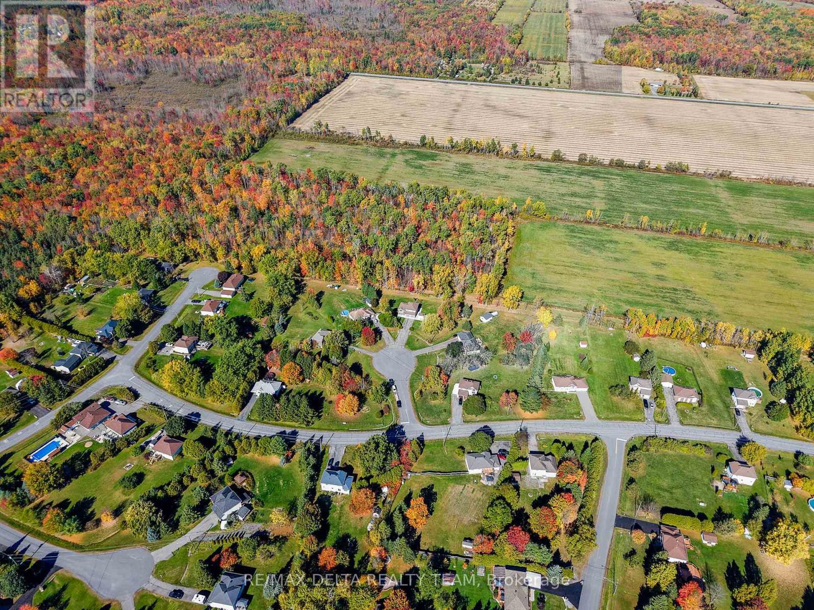 1099 Des Erables Court