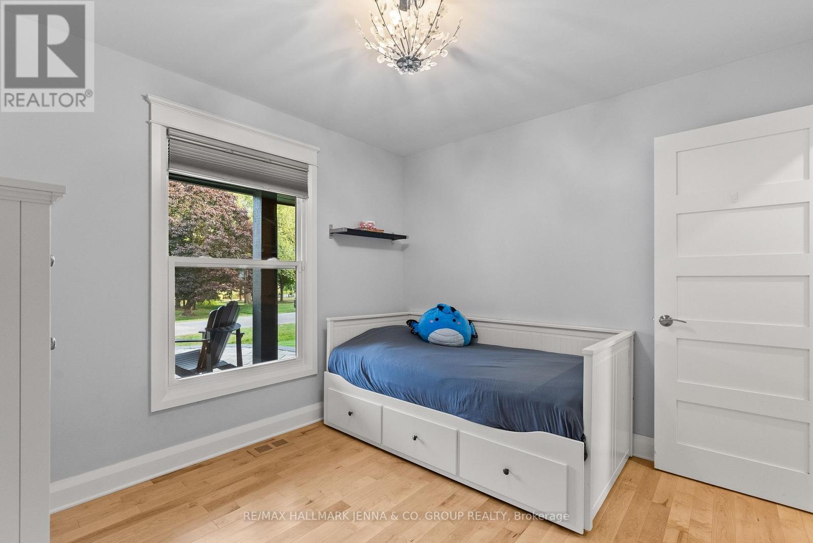 6577 Michelangelo Court