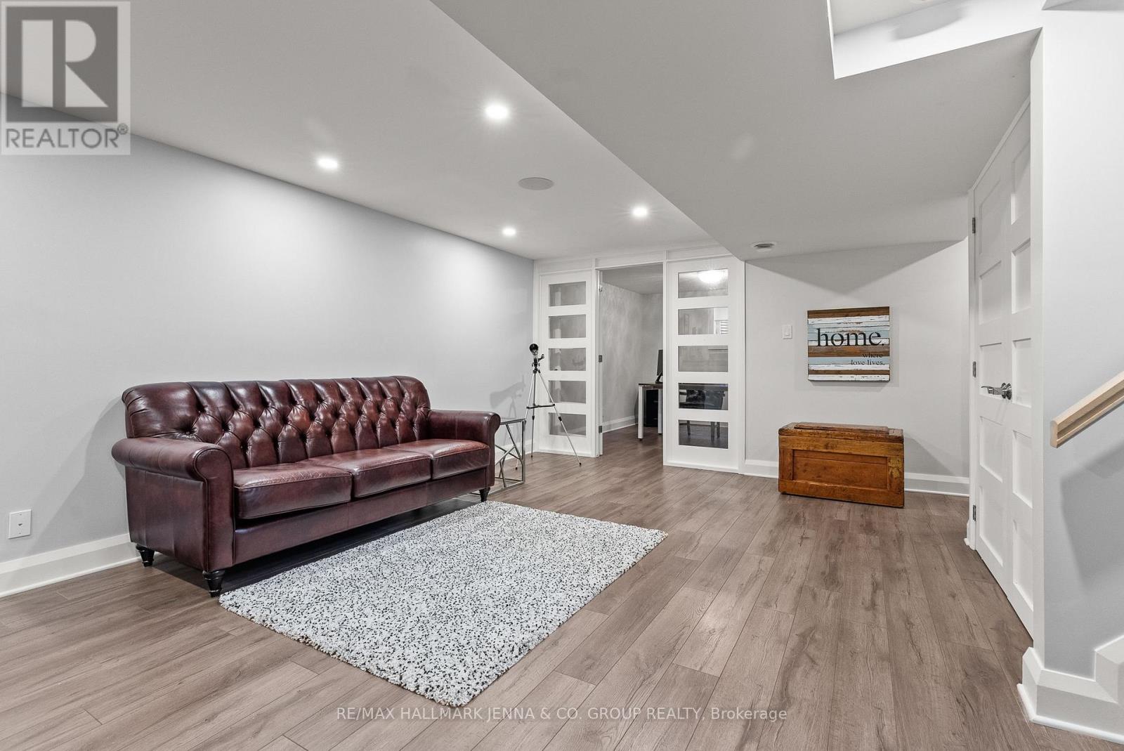 6577 Michelangelo Court