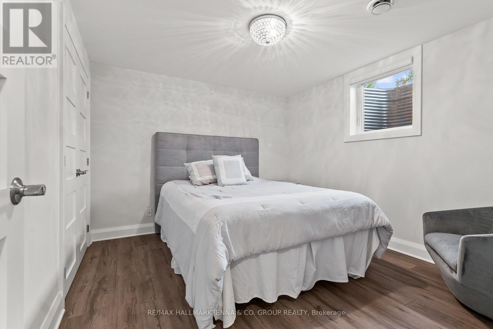 6577 Michelangelo Court