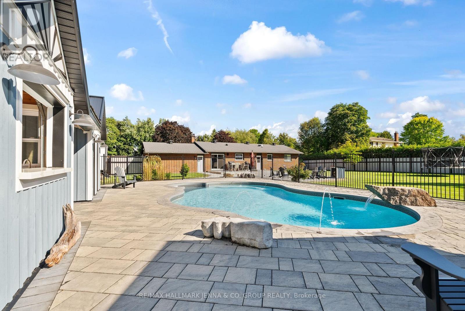 6577 Michelangelo Court