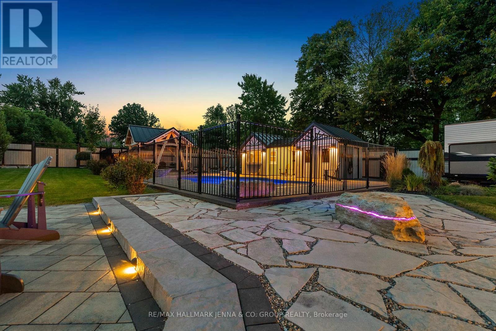 6577 Michelangelo Court