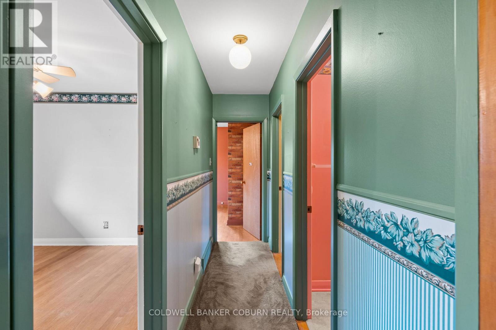 53 Eisenhower Crescent