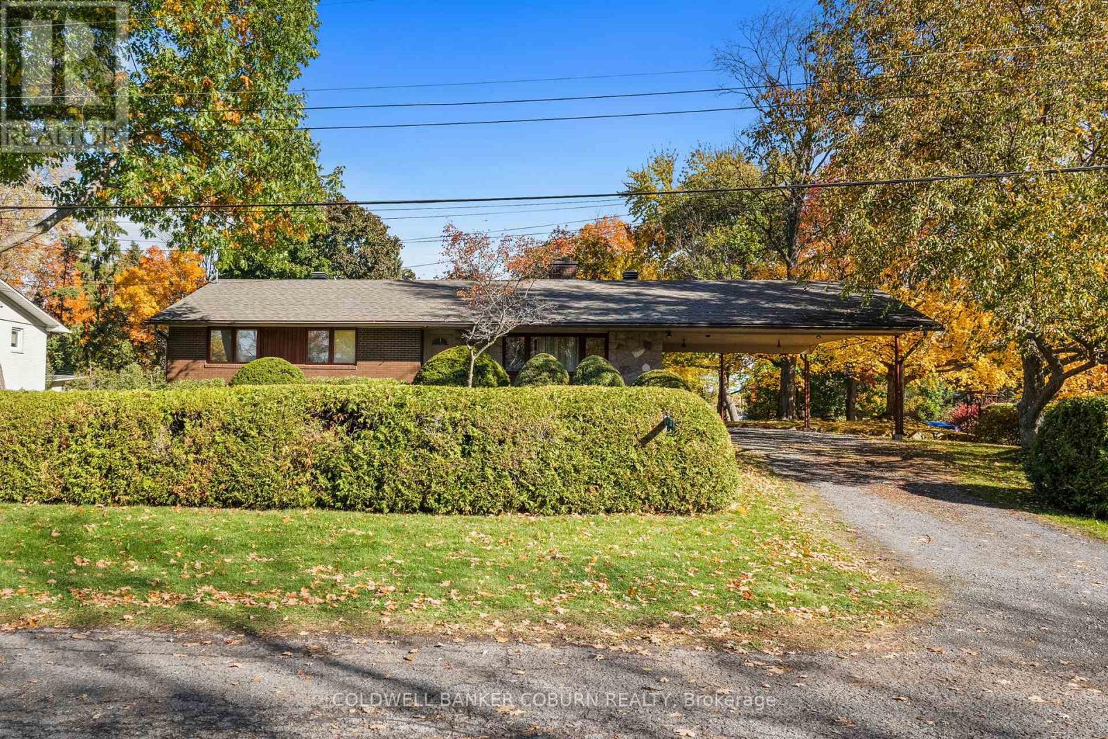 53 Eisenhower Crescent