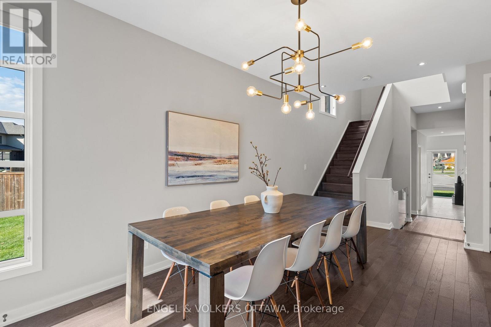 514 Stargazer Crescent