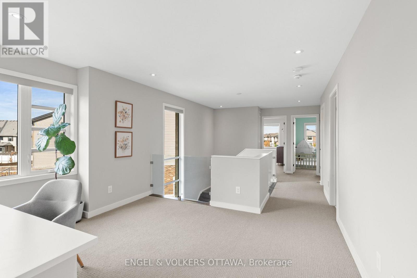 514 Stargazer Crescent