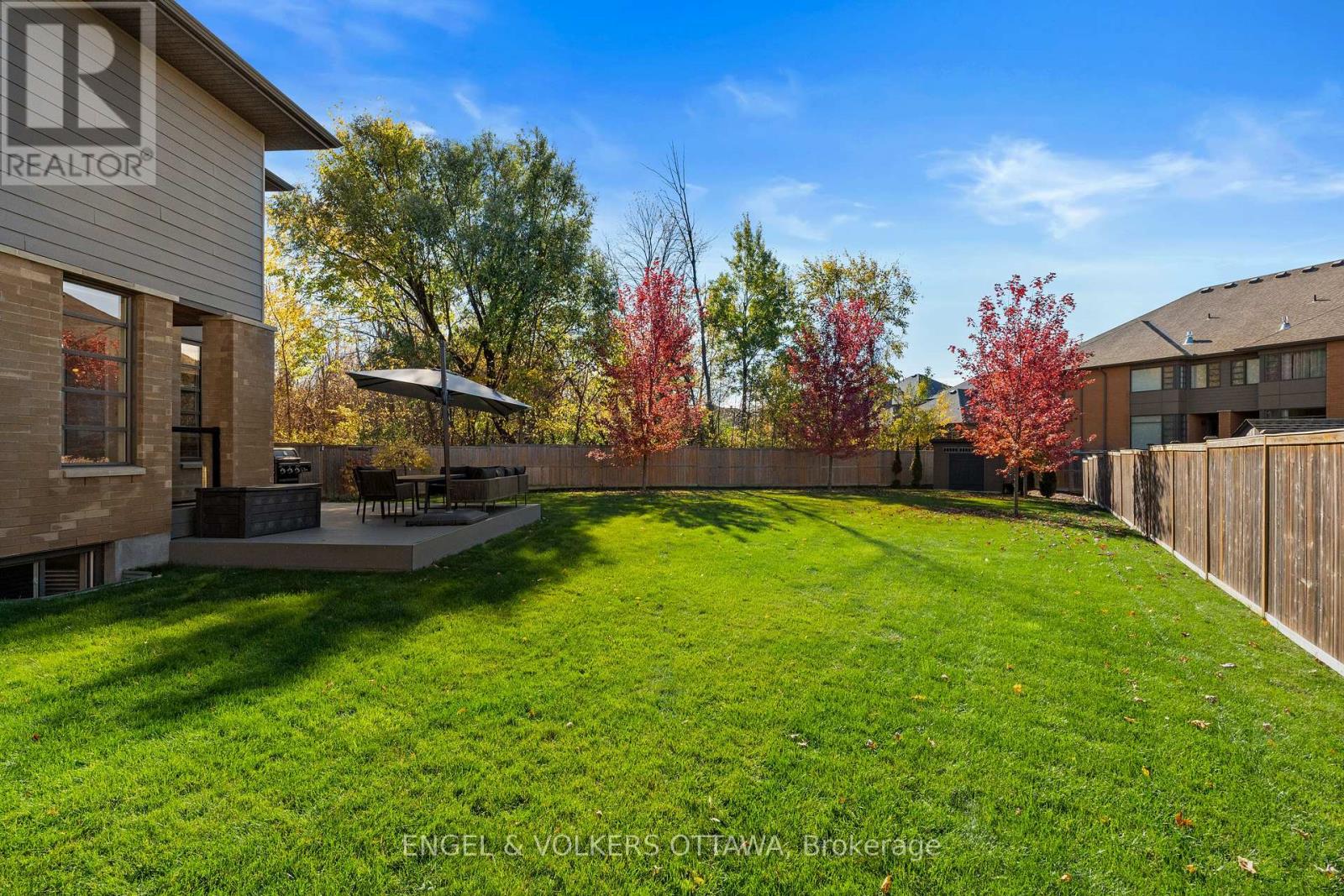 514 Stargazer Crescent