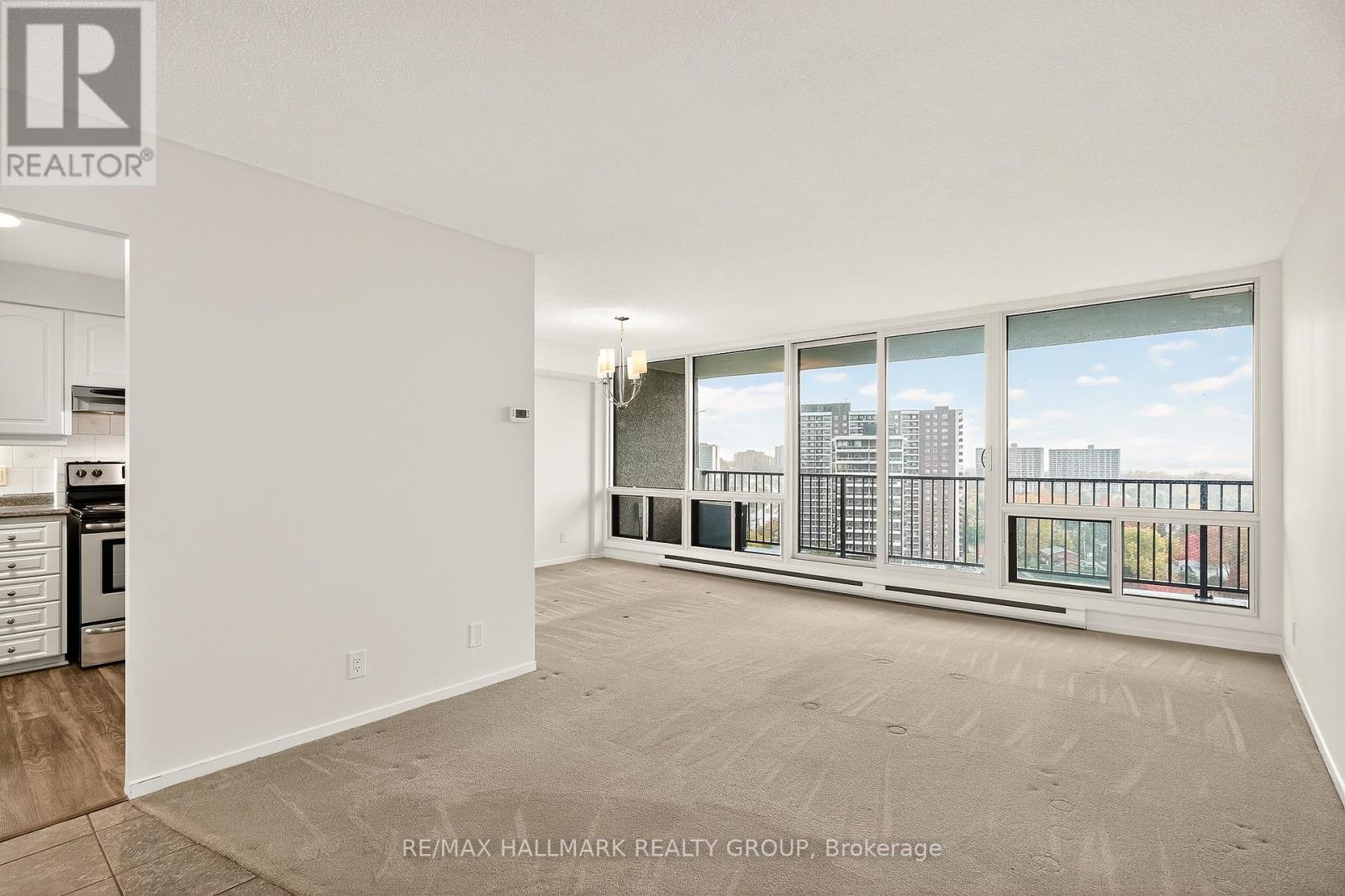 1702 - 1195 Richmond Road