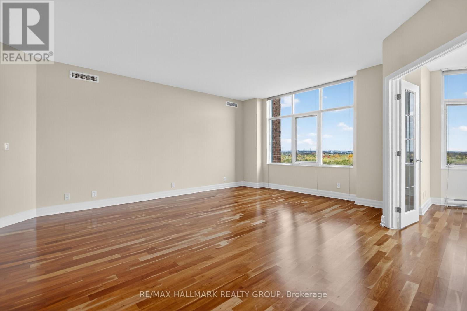 1707 - 3590 Rivergate Way