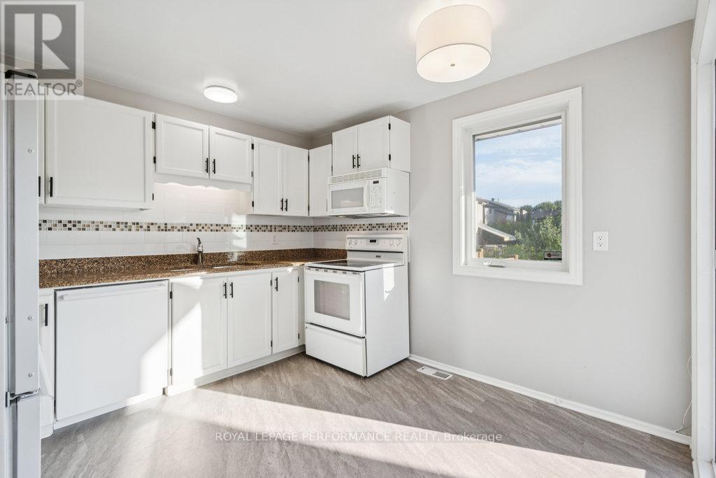 8 Gillespie Crescent