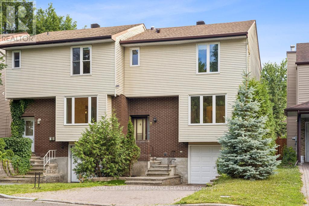 8 Gillespie Crescent