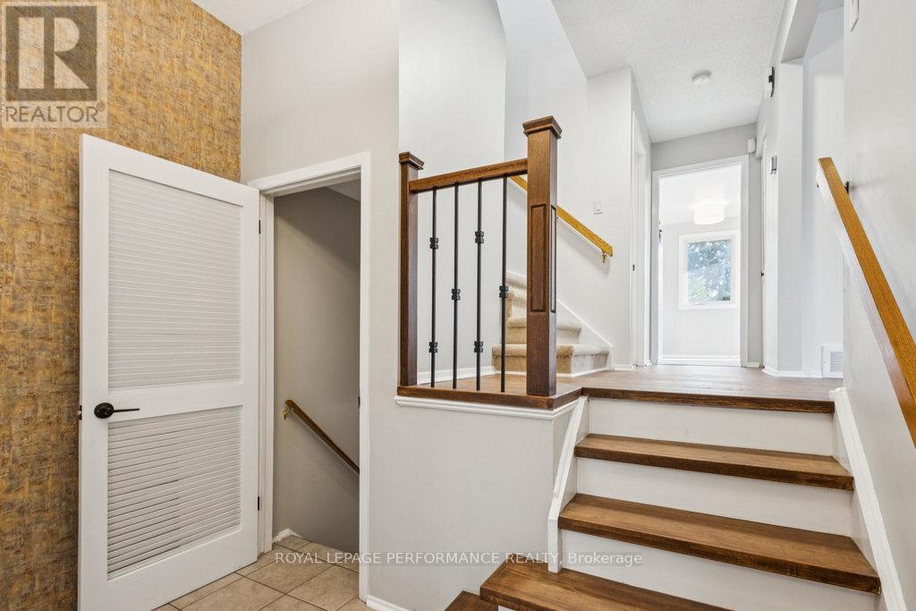 8 Gillespie Crescent