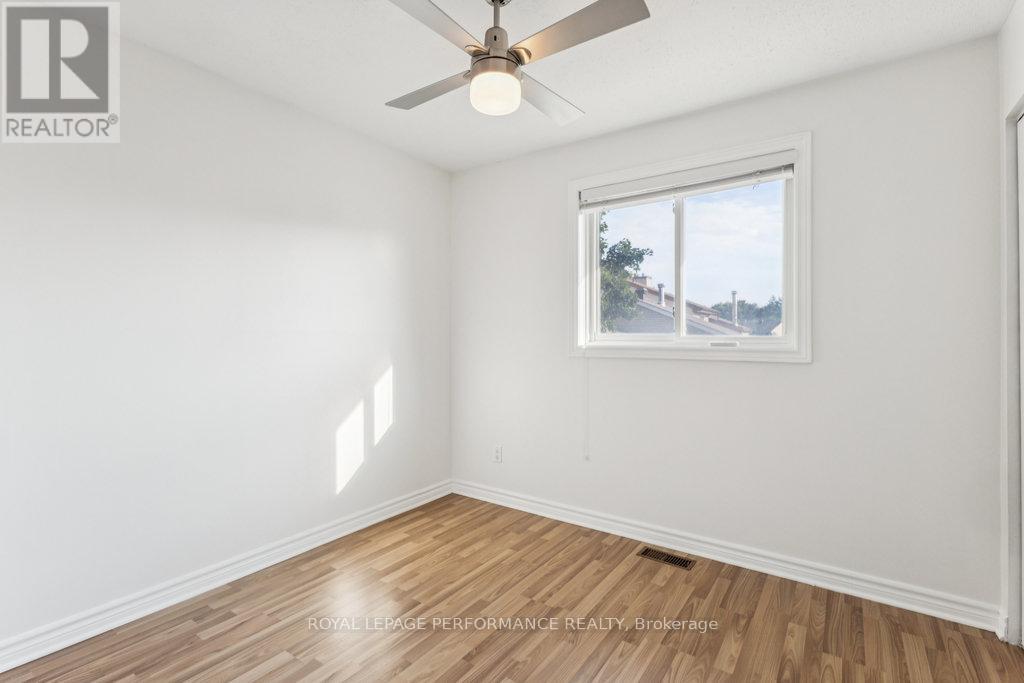 6 Gillespie Crescent