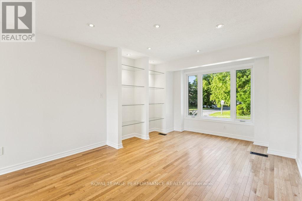 6 Gillespie Crescent