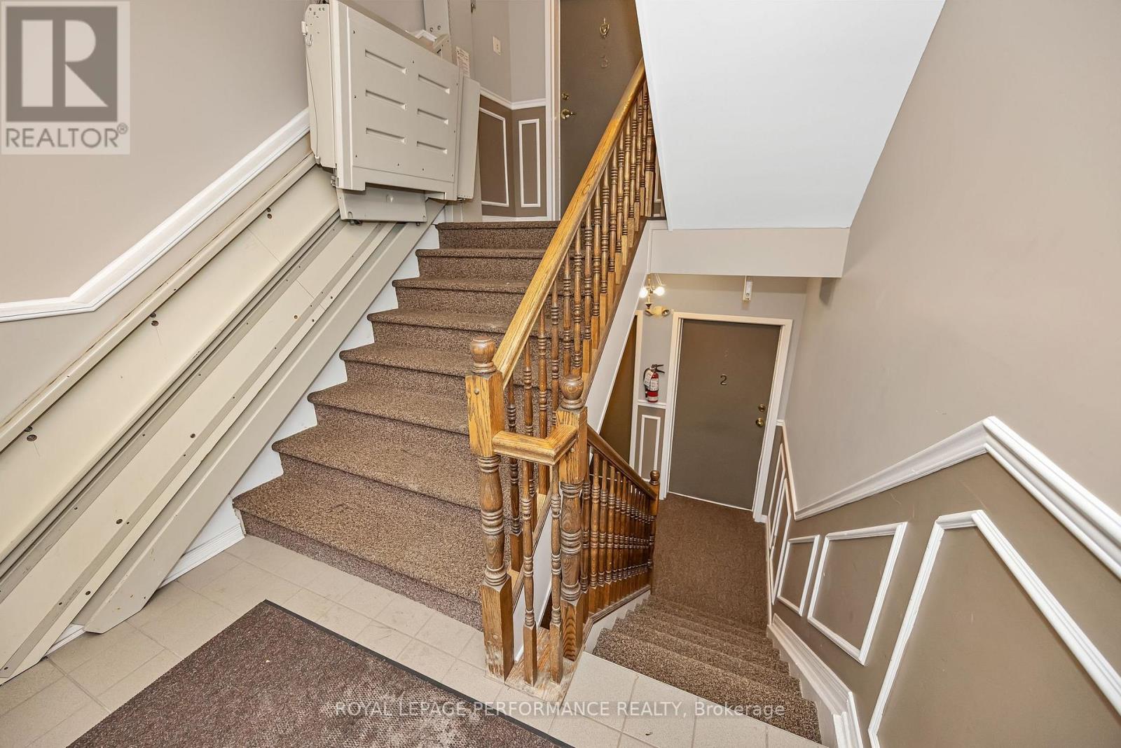 2 - 80 Briargate Private