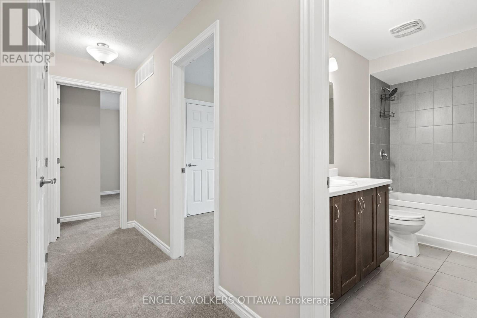 2248 Watercolours Way