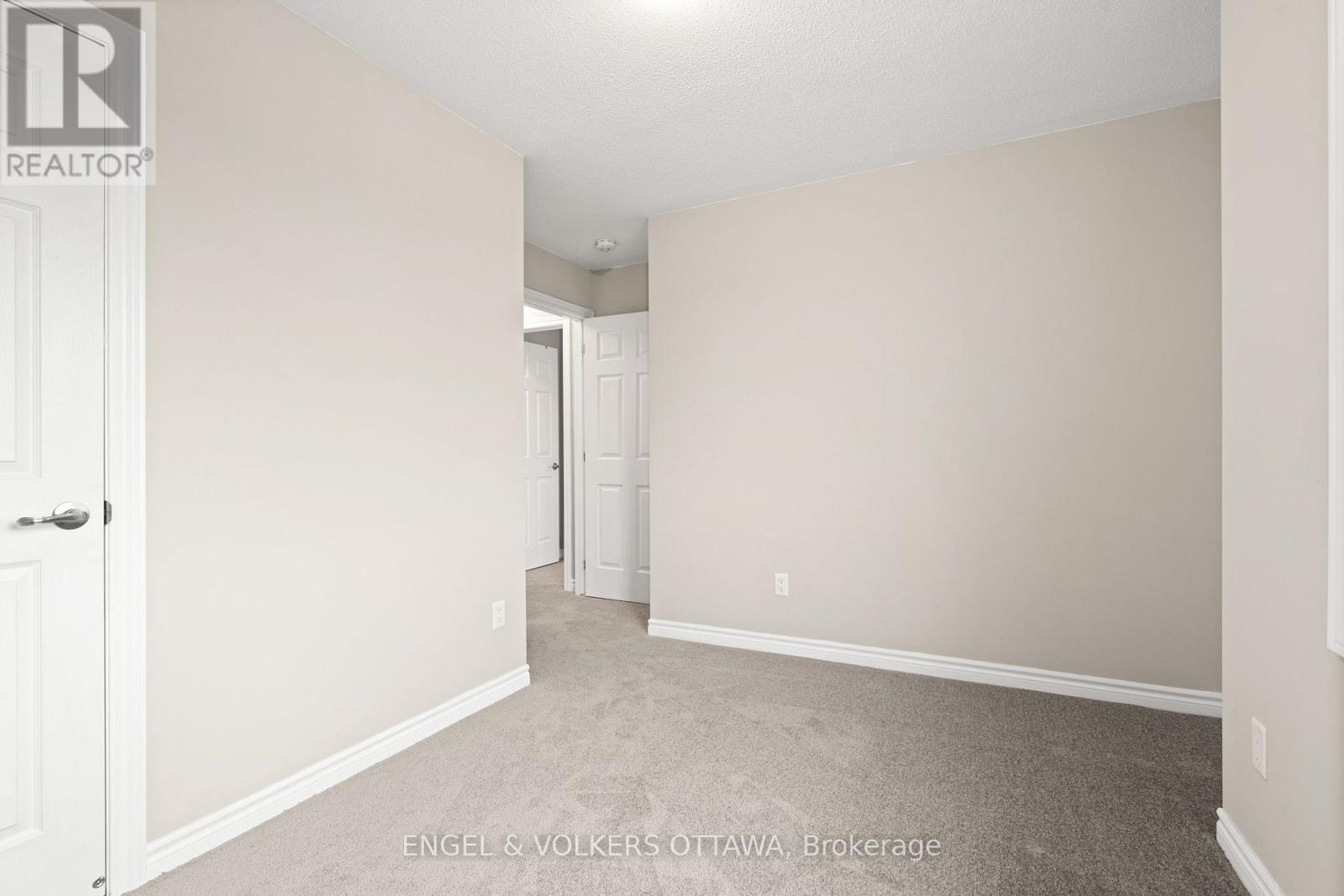 2248 Watercolours Way