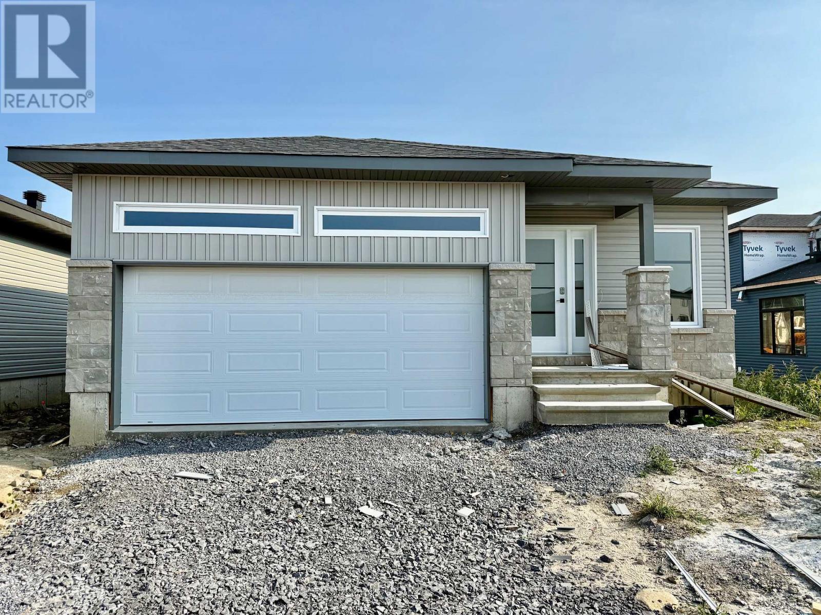 1117 Bronze (lot 105) Avenue