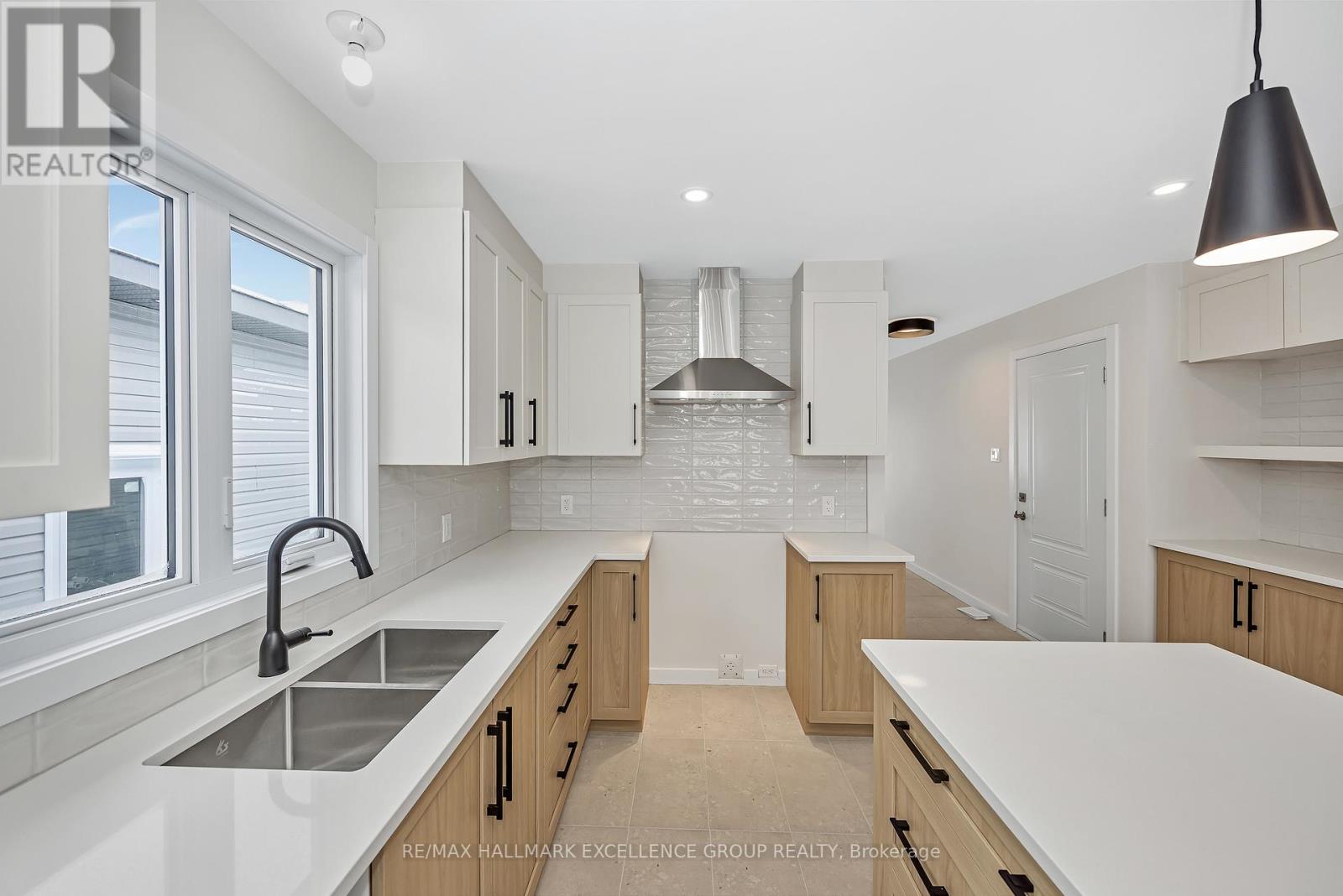 1117 Bronze (lot 105) Avenue