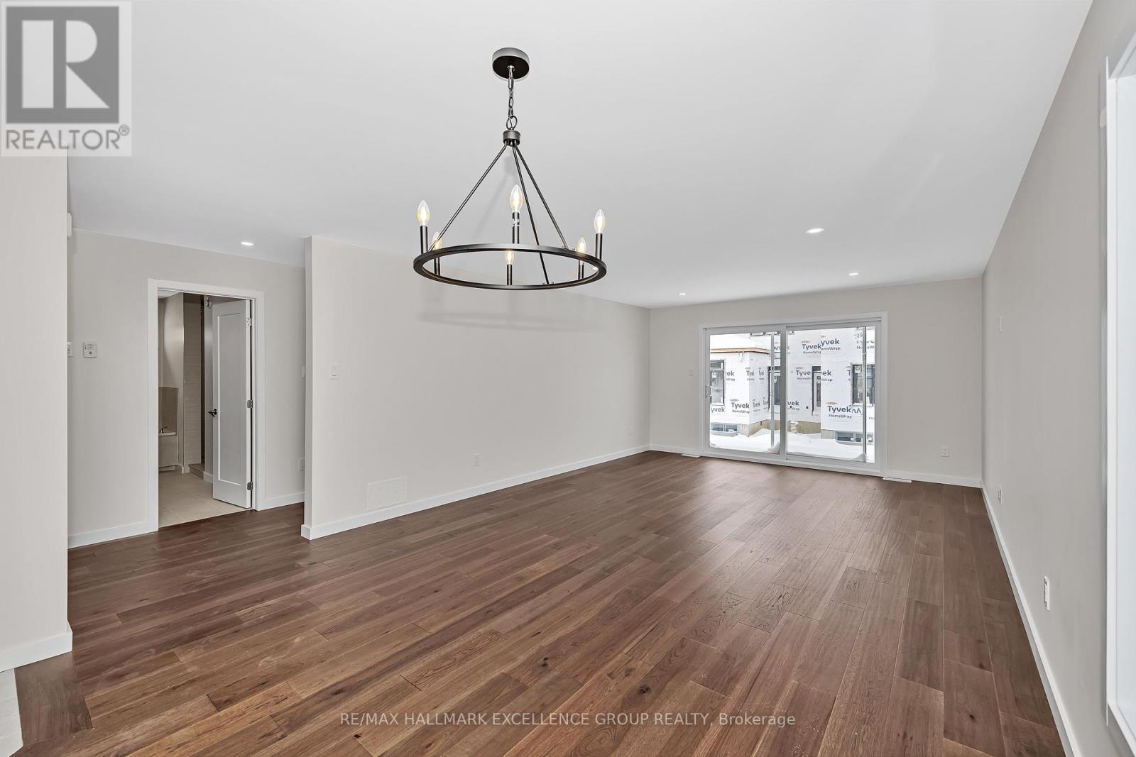 1117 Bronze (lot 105) Avenue