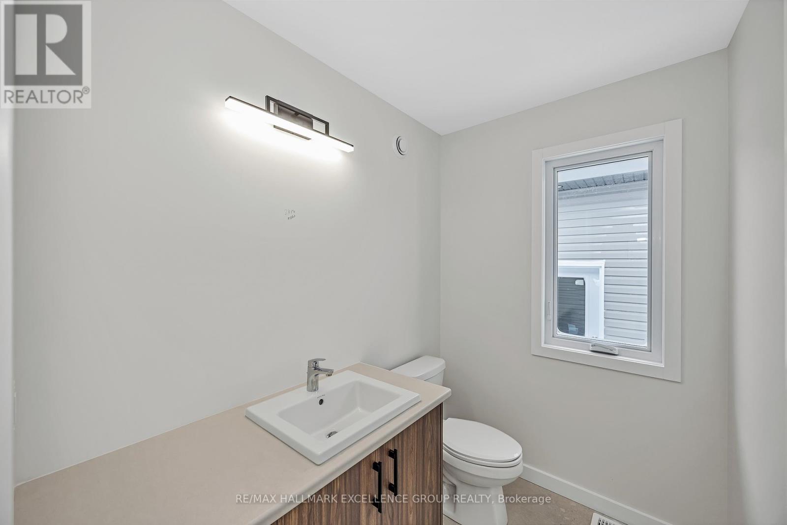 1117 Bronze (lot 105) Avenue