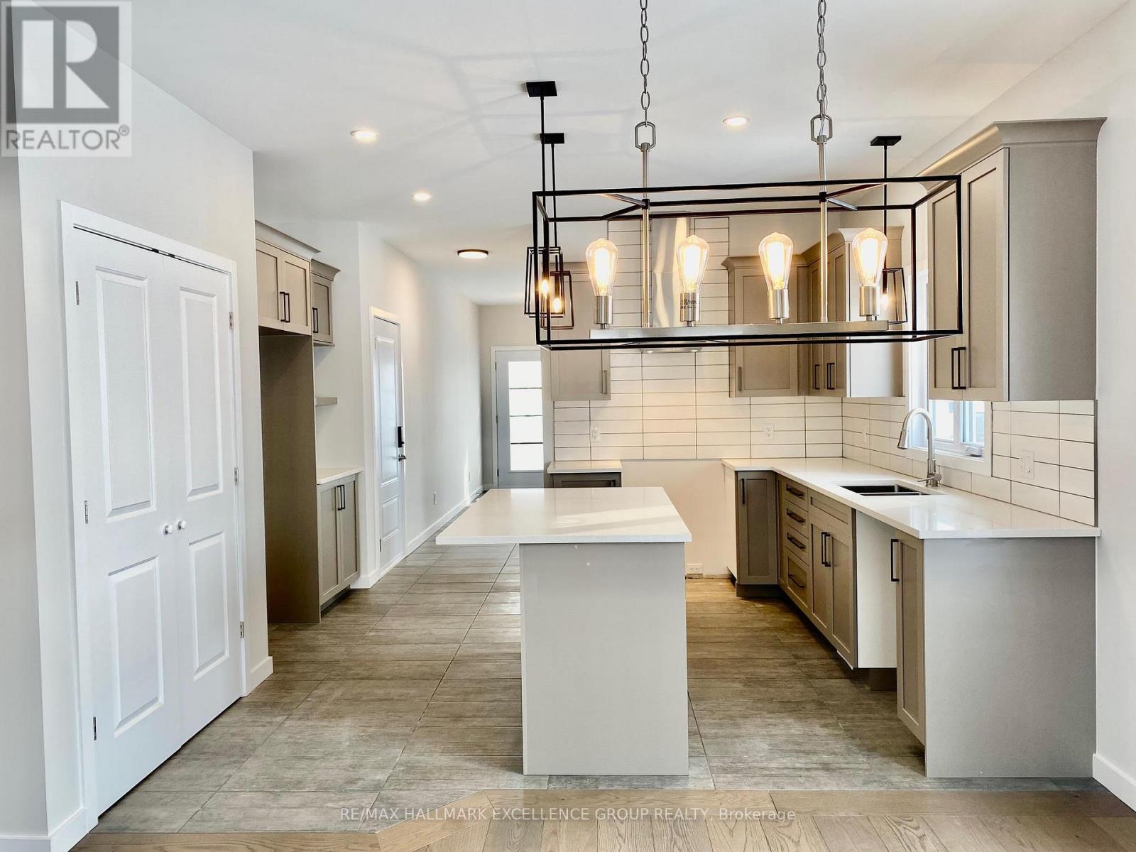 1117 Bronze (lot 105) Avenue