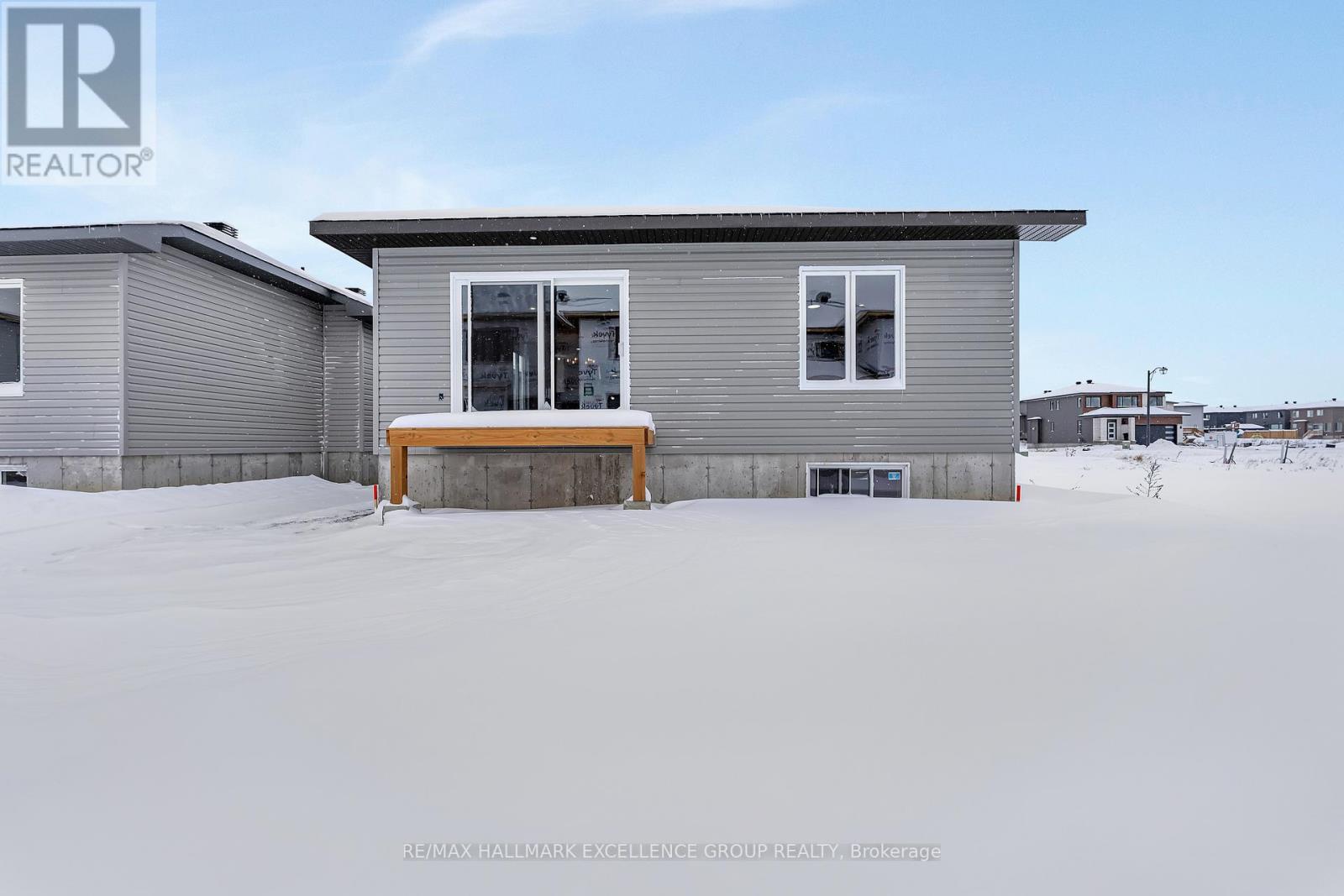 1117 Bronze (lot 105) Avenue