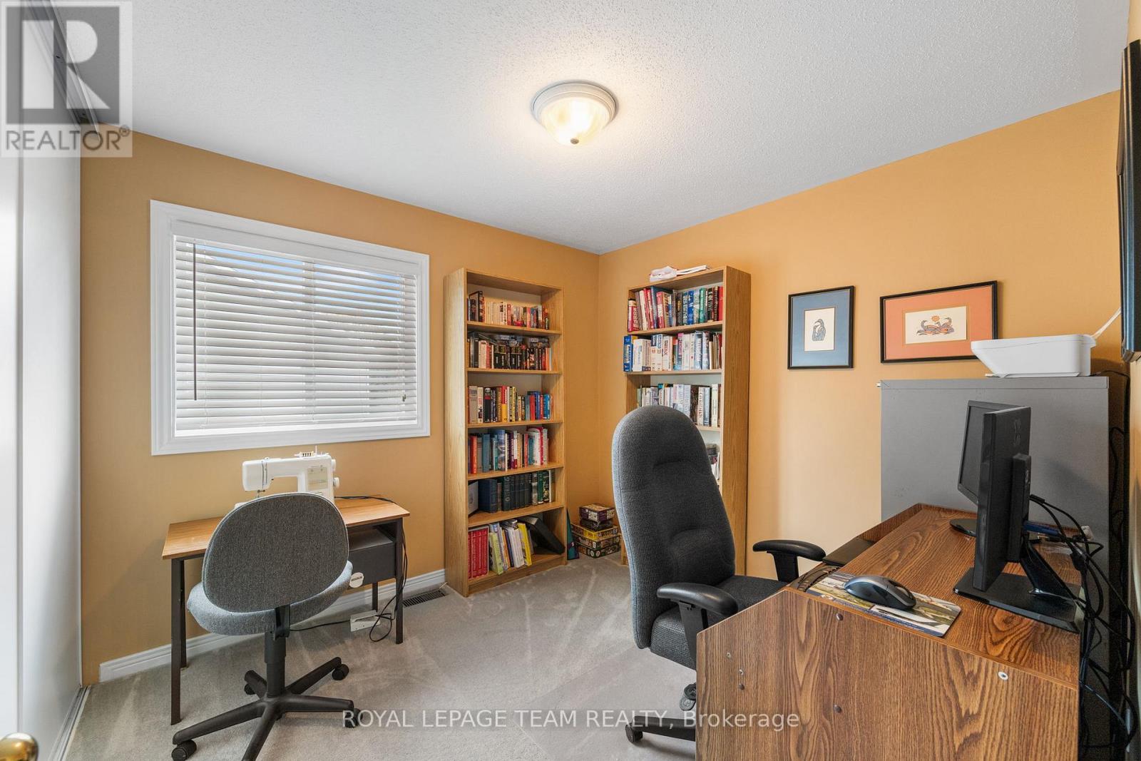 937 Sheenboro Crescent