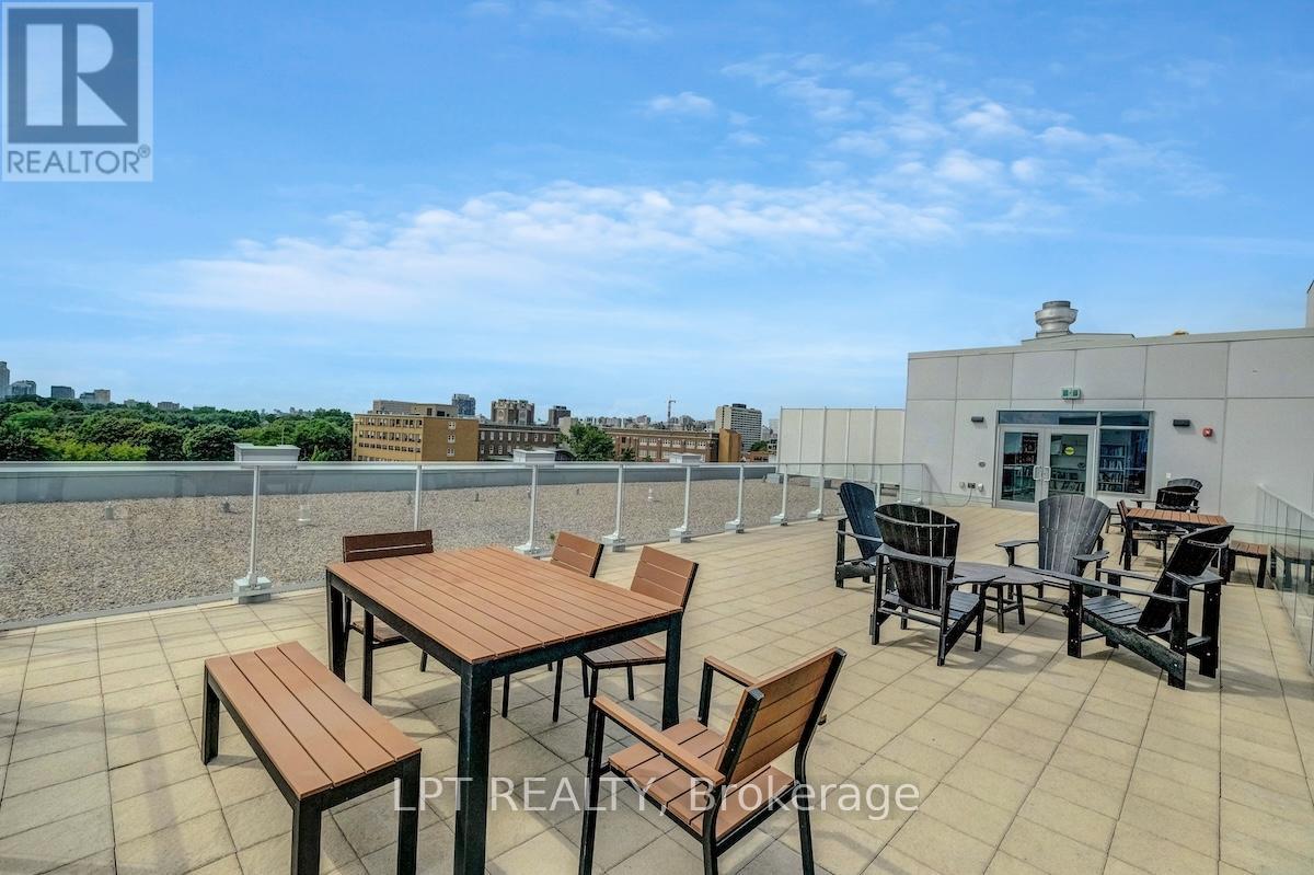 504 - 60 Springhurst Avenue