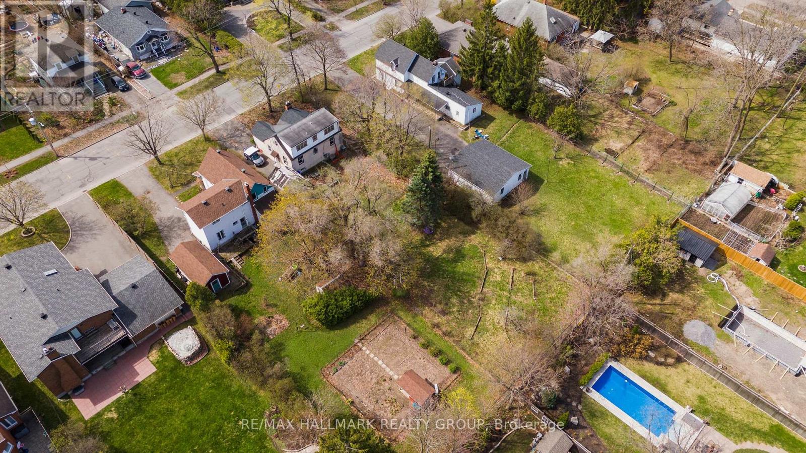 279/285 Pleasant Park Road