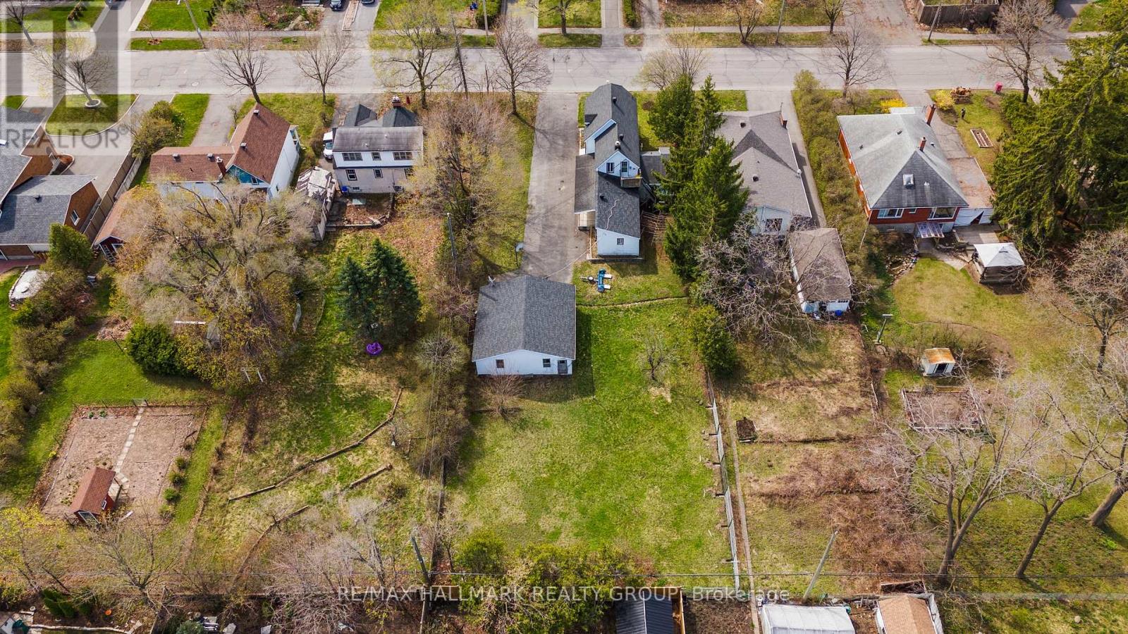 279/285 Pleasant Park Road