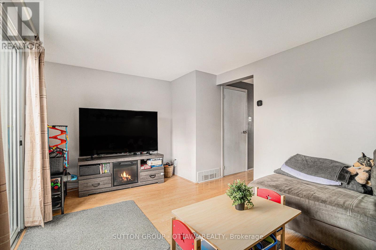 68 - 1045 Morrison Drive